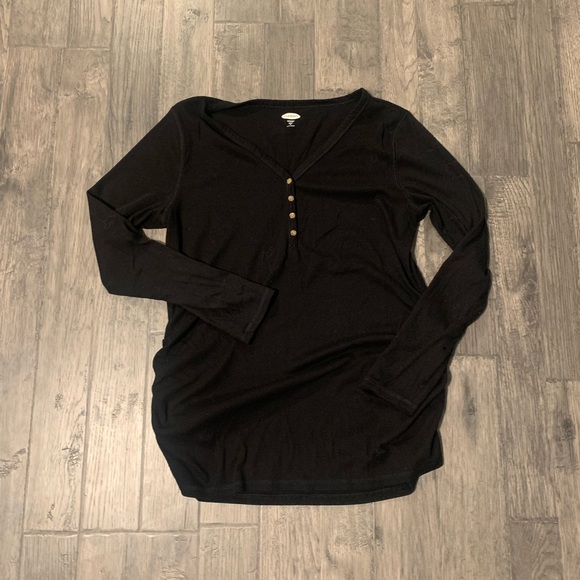 Maternity Rib Knit Henley - Picture 3 of 7